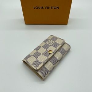 Louis Vuitton 6 Key Holder